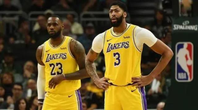 Bet365体育集团-【观察】赛季过半！官方最新实力榜 湖人冲到第15