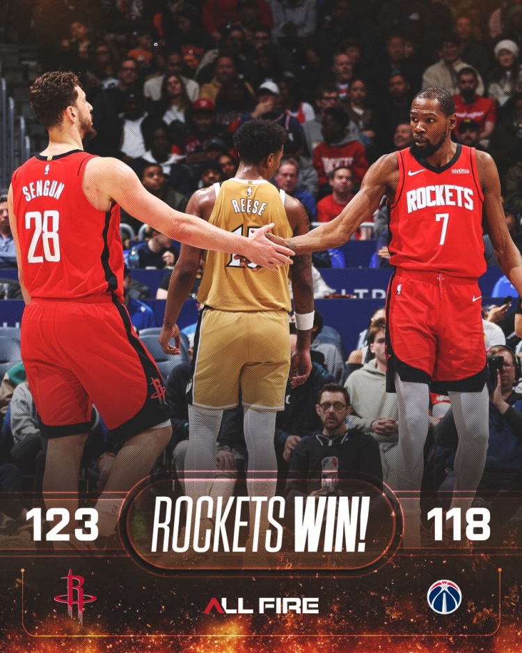 Bet365体育-合砍62分！火箭官方赢球海报：杜兰特与申京携手登上封面