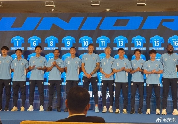 Bet365体育集团-记者：深圳青年人足球俱乐部今天举行2026新赛季出征仪式