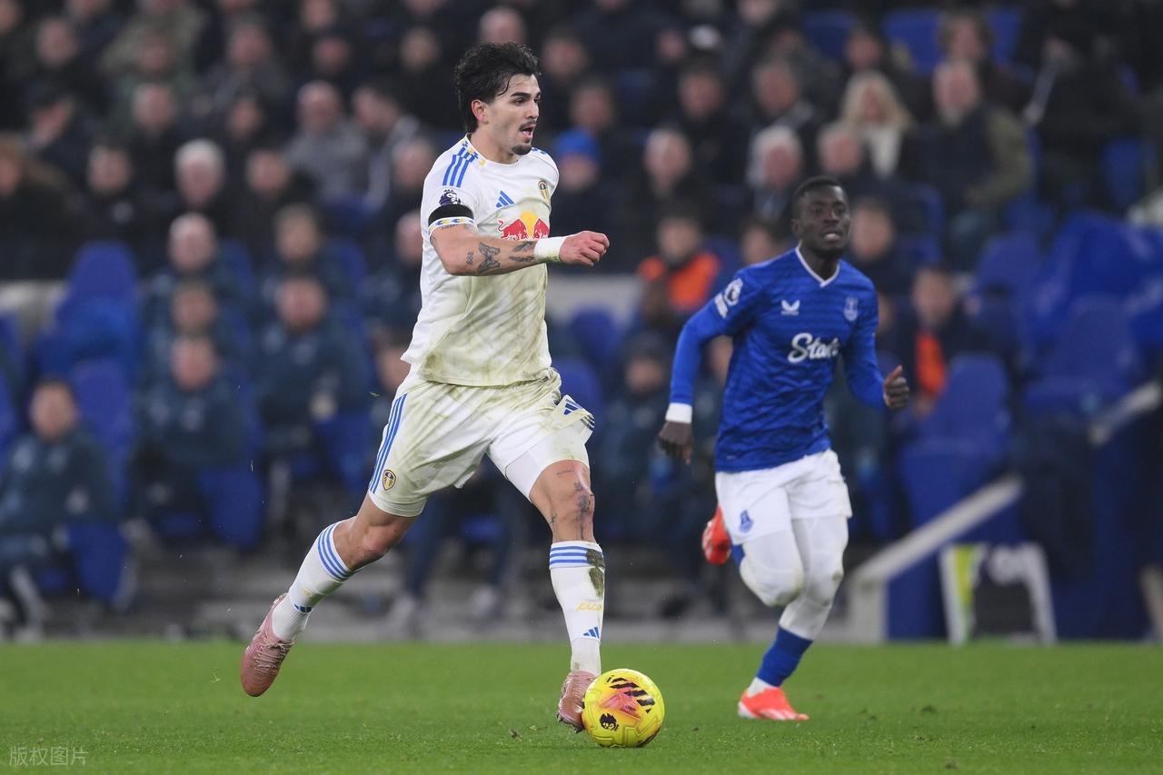 Bet365体育平台-英超最新积分战报 埃弗顿无力追赶利物浦 绝平利兹联升至上半区