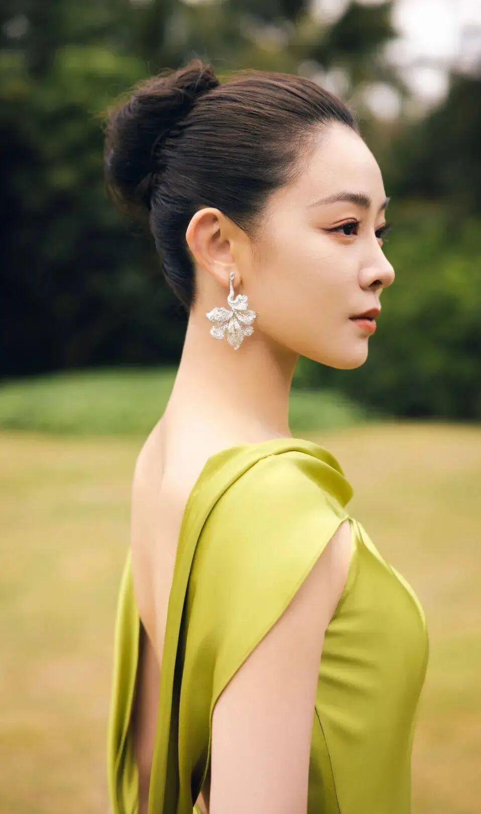 Bet365体育平台-她果然没离，毕竟400亿资产的男人也不多啊！