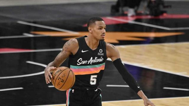 Bet365体育平台-家有穆雷初长成！新时代马刺的“新帕克”养成计划