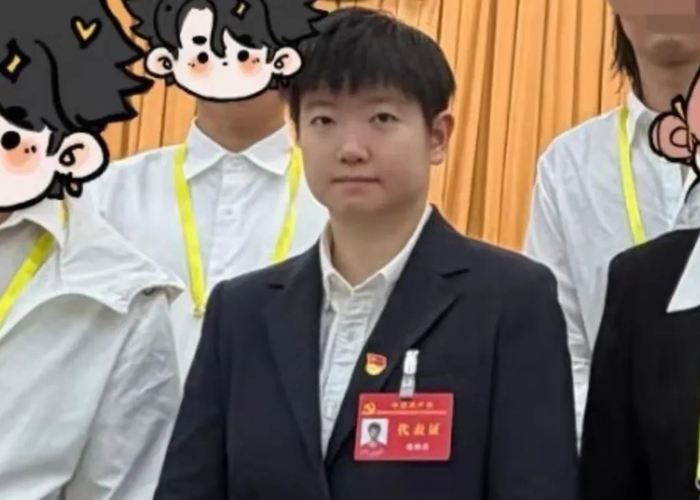 Bet365体育-队长和小组长：强者无需对标，荣耀自有回响|王楚钦|国乒|梁靖崑|马龙|中国乒乓球队_新浪体育_新浪新闻